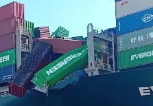 突发!长荣集装箱船数十个集装箱受损或坠海(挂靠上海、宁波、盐田等港口)(图2) 国际海运,海运公司,集装箱海运